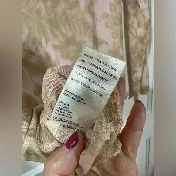 NEW Anthropologie Pilcro Sheer Bird Print Top - Picture 4 of 5